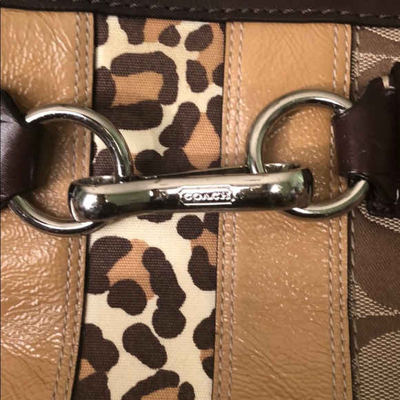 Coach Hampton Satchel - Picture 9 of 10